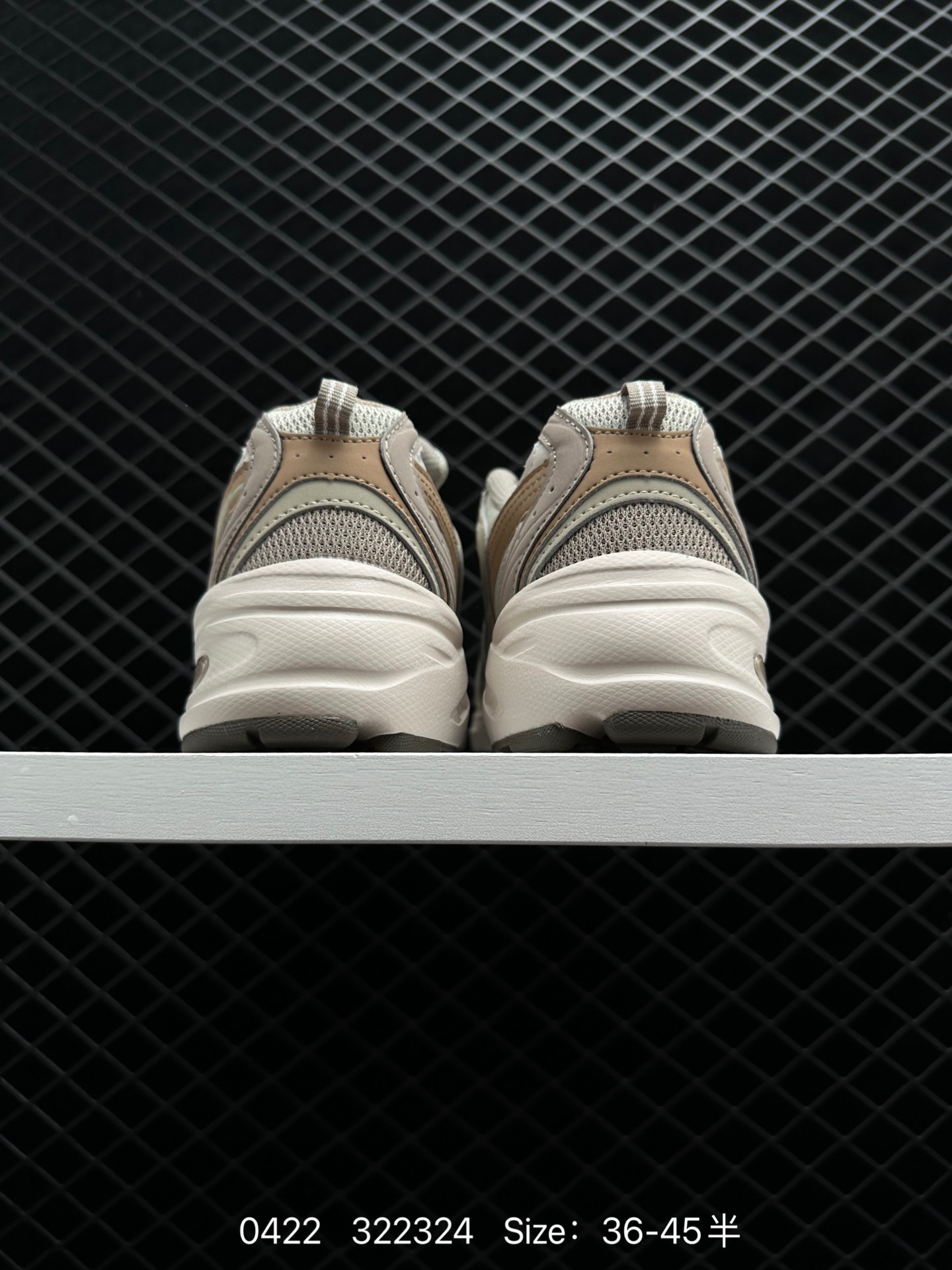 NB/New Balance MR530